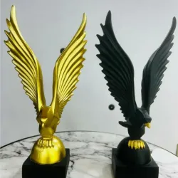 Stol Üstü Suvenir Qartal Fiquru thumbnail