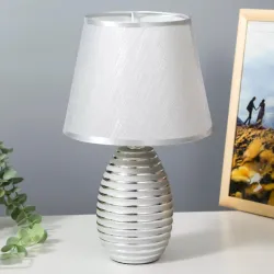 Zərif Masaüstü Lampa (Qızılı Keramik Əsaslı, Abajurlu) thumbnail